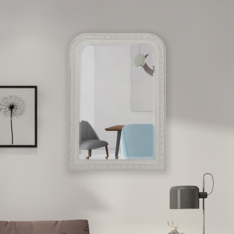 gray rectangle mirror with rounded corners